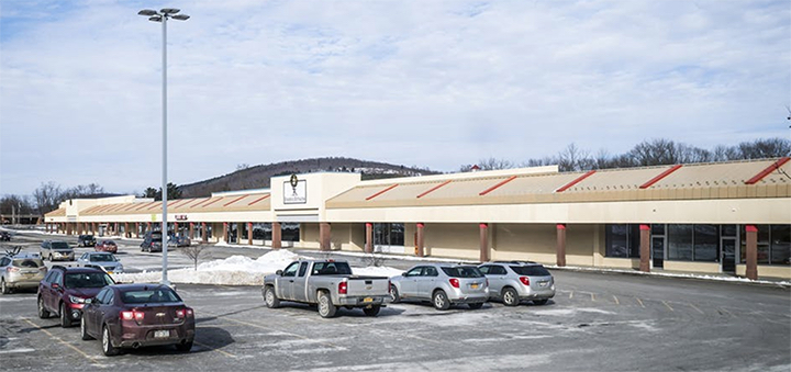North Norwich Plaza To Be Auctioned Soon