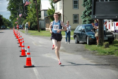 Horan sets record in Smithville 5K