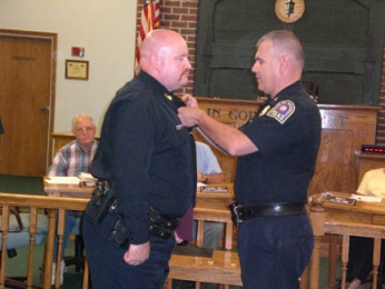 Council approves new assistant police chief