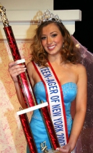 Miss New York State Teen-Ager Crowned In Norwich Pageant
