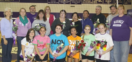 Volleyball seniors regcongized
