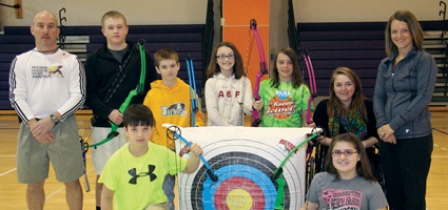 Norwich middle school students qualify for archery nationals