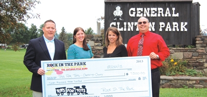 Rock in the Park brings in $7,300 for Toys for Tots