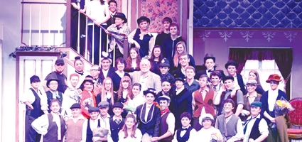 ‘Mary Poppins’ final curtain call for longtime director, says goodbye