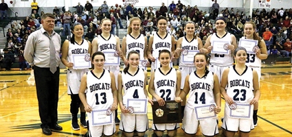 Undefeated Lady Bobcats hold on late for  3-peat MAC performance over Bulldogs