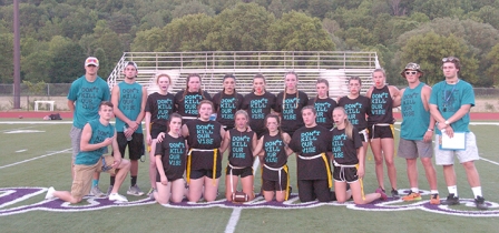 Juniors blank senior class in 2017 NHS Powderpuff game ‘Don’t kill our vibe’
