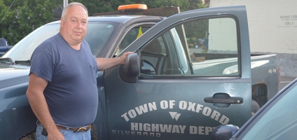 Town of Oxford Superintendent of Highways retires after 28 years on the job