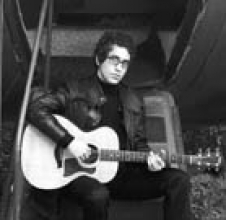 A.J. Croce comes to Earlville this weekend