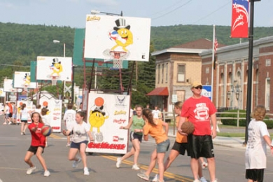 Gus Macker takes over downtown Norwich for Year 12