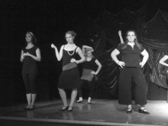 SMTS musical revue celebrates all things woman