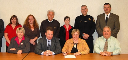Area agencies sign Memorandum of Understanding  for child abuse investigations