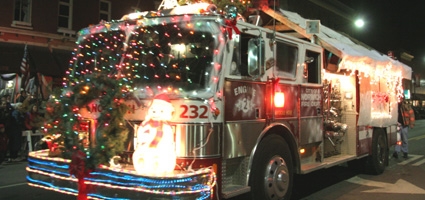 Norwich Prepares For 14th Annual Parade Of Lights