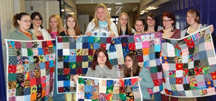 Norwich teens take to quilting for a good cause