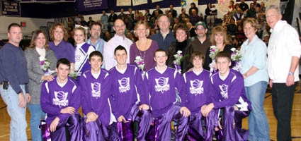 Norwich senior basketball players recognized