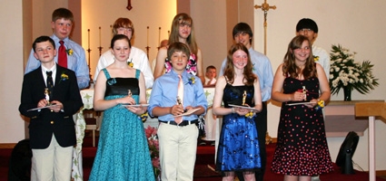 Eighth graders graduate from Holy Family School