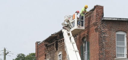 New Berlin building suffers more damage