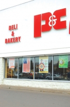 Penn Traffic plans to close 53 stores, lay off 4,000; 64 at Norwich P&C