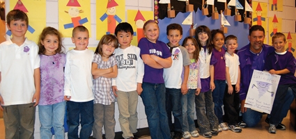 Gibson Elementary students show their Purple Pride