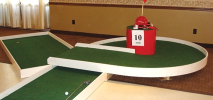 United Way mini-golf fundraiser this weekend
