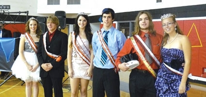 Oxford crowns 2012 Homecoming Court