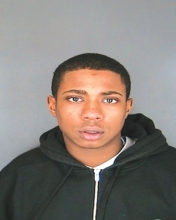 Bronx man, 18, arrested for crack