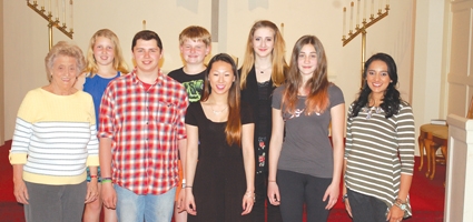Monday Evening Musical Club presents annual recital and scholarship fundraiser