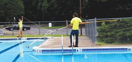 Summertime hours at Kurt Beyer Pool