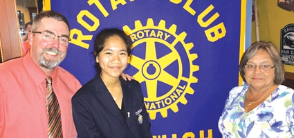 Norwich Rotary hosts exchange student, seeks host families