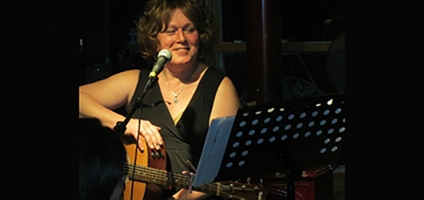 Melissa Clark set to perform at the Oxford Farmers' Market this Saturday