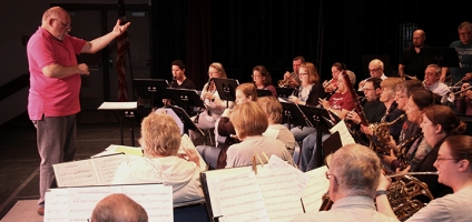 Celebrate Christmas with the  Mid-York Concert Band