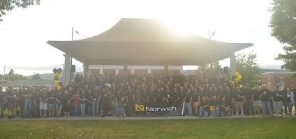 300 employees help clean-up Norwich for  fifth annual Alvogen Day