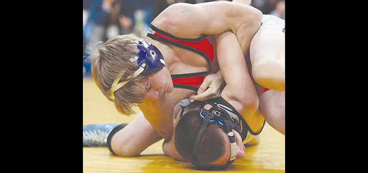 Wrestlers head to state championships
