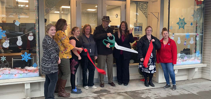 Family Enrichment Network celebrates renovated offices