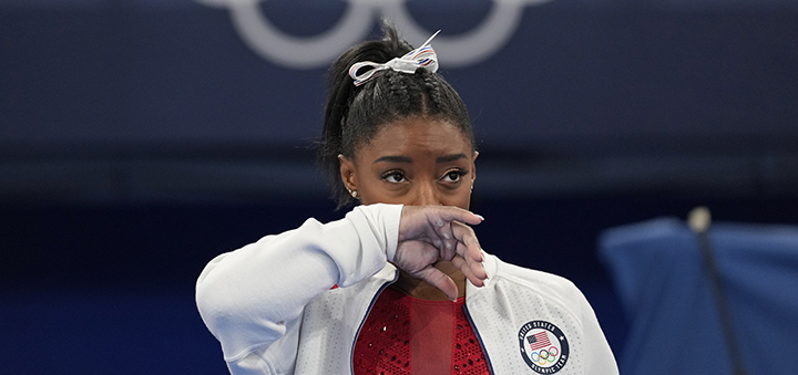 Biles withdraws from gymnastics final to protect team, self